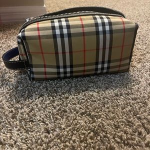 *New* Never used. Burberry Vintage Check Toiletry Bag 'Tan'